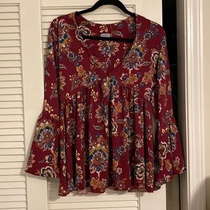 South moon under bell sleeve tunic top
